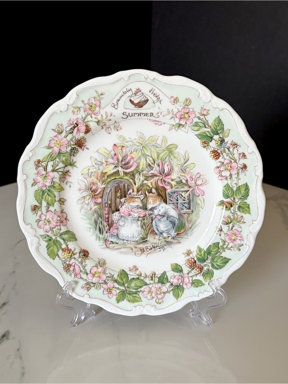 Brambly Hedge "Summer" Plate by Royal Doulton